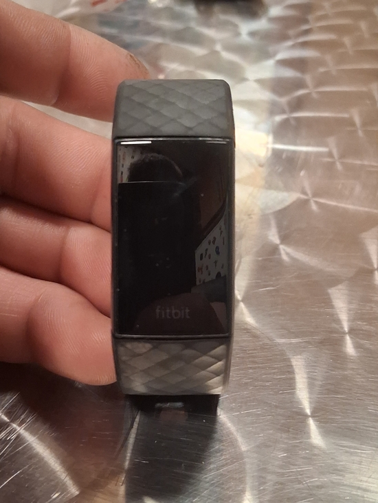 Like New Black Fitbit Charge 4 main image 8